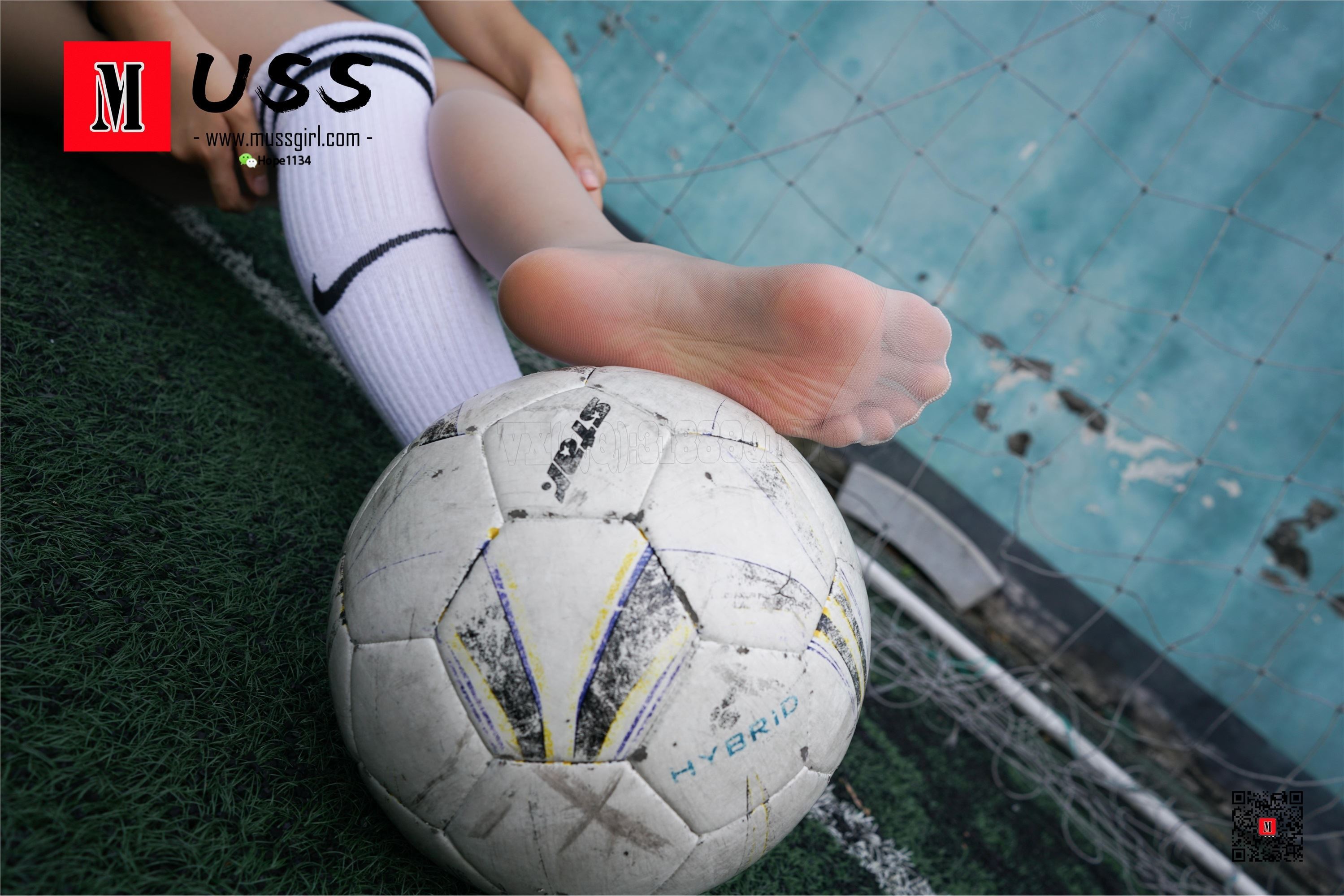 MussGirl慕丝女郎  NO.088 我也想为国足踢球